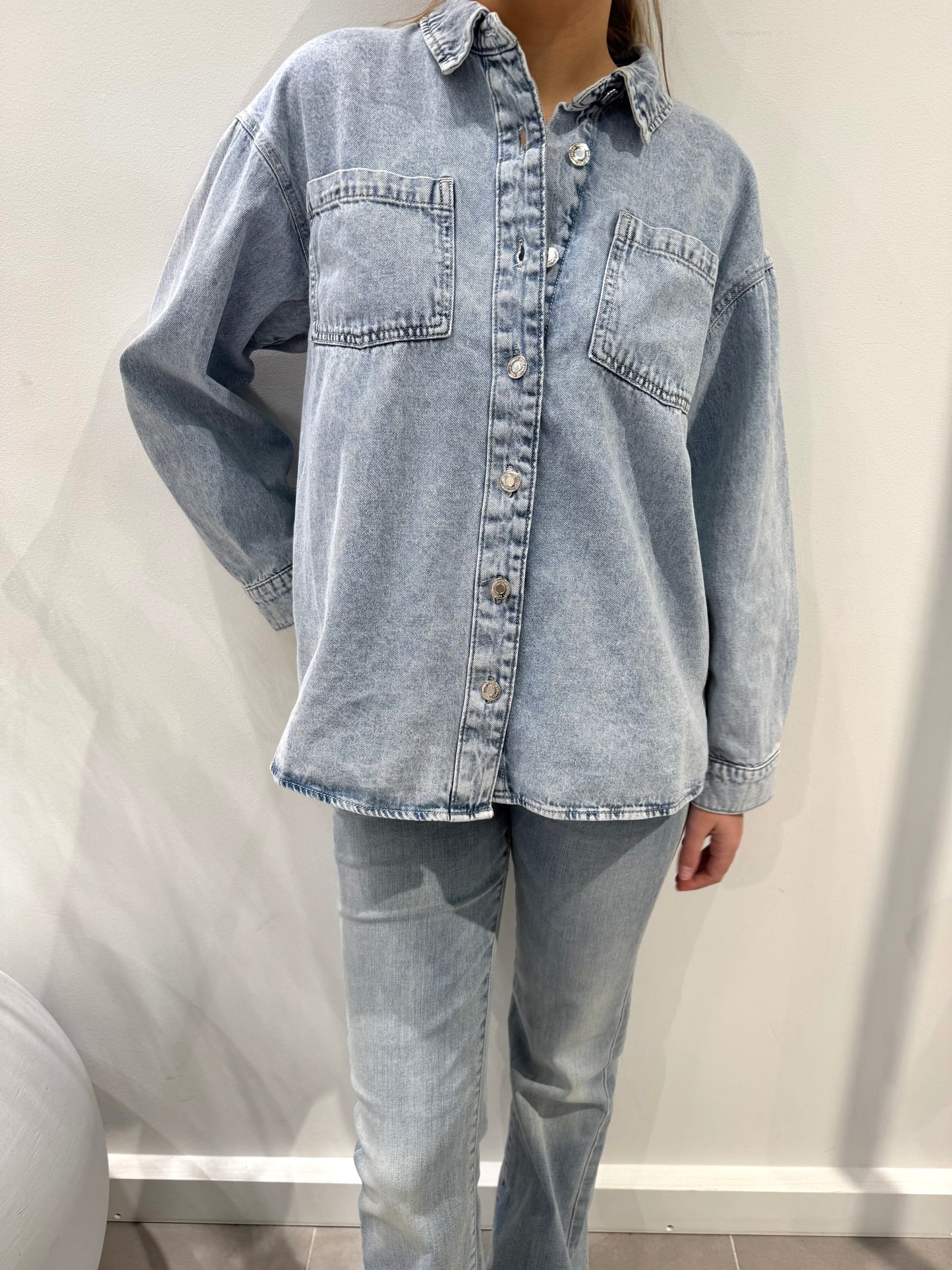 VMJENNIE Denim Shirt - Light Blue Denim